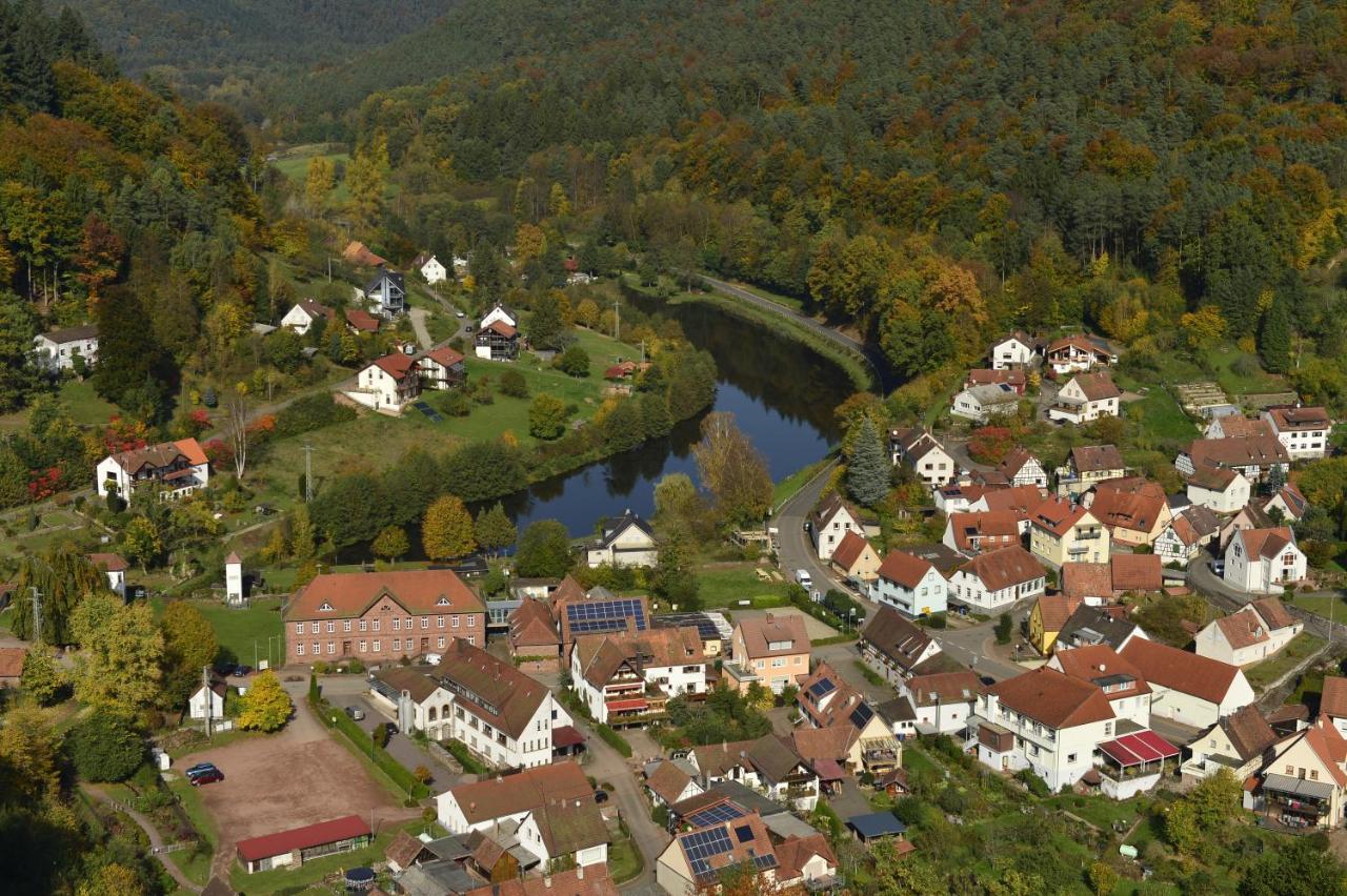 Hotel Zur Wegelnburg